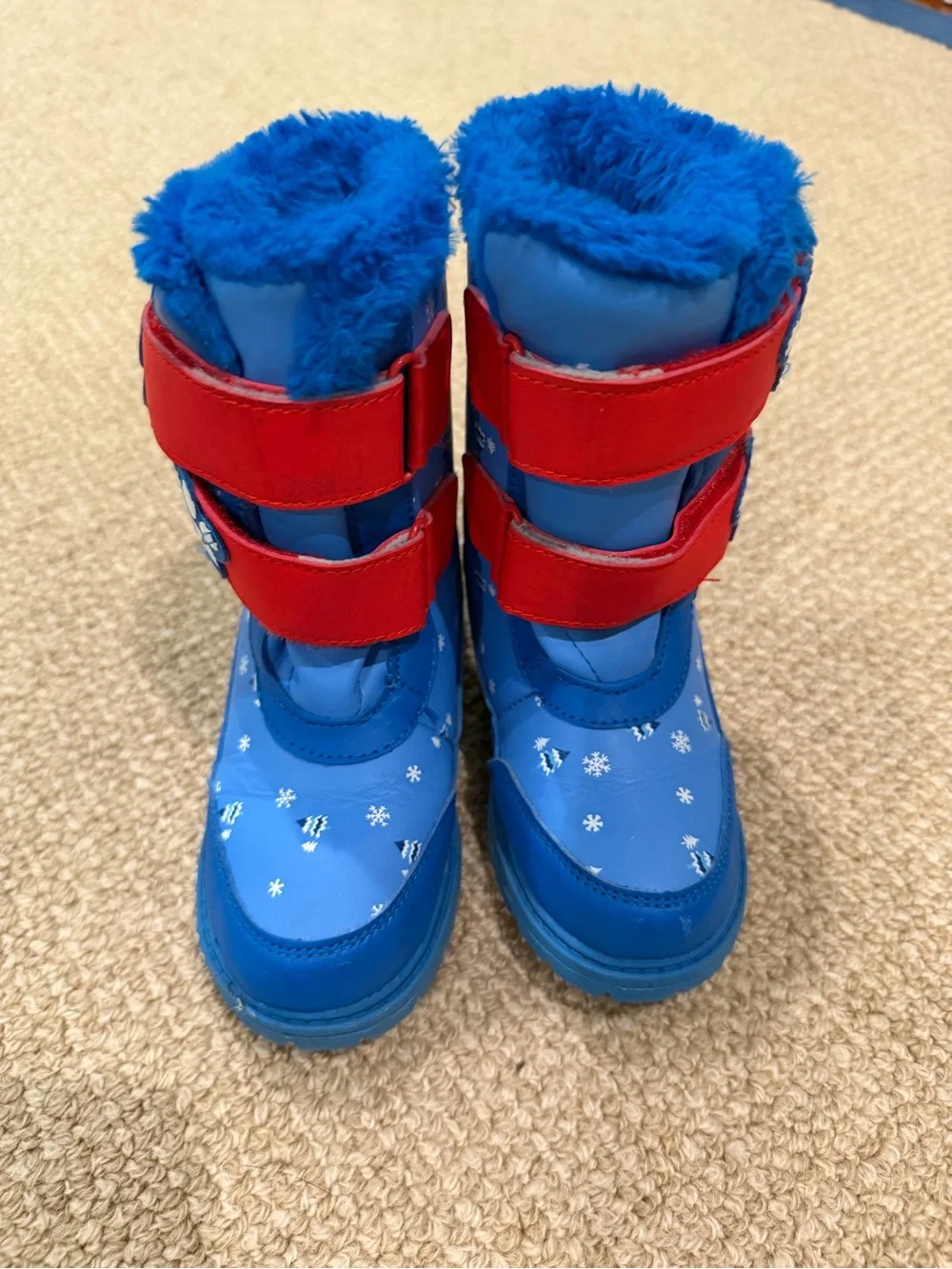Paw Patrol Winter Snow Boots Size Y9 - Barely Worn